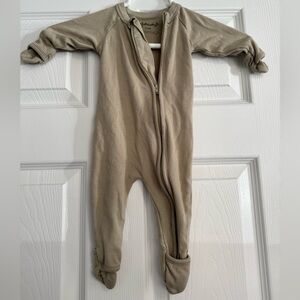 Cozy Tan Kids Footie by goumi